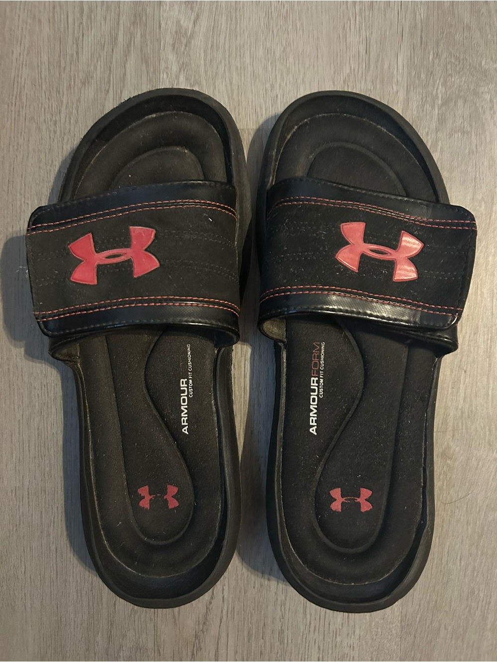 Under Armour Slides Women’s Size 9